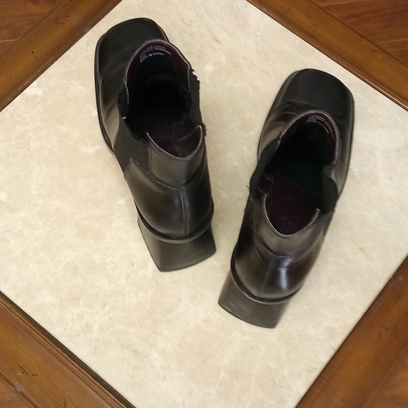 DOCKER Black Square-Heeled Ankle Boots -Sz. 6 - Picture 4 of 8